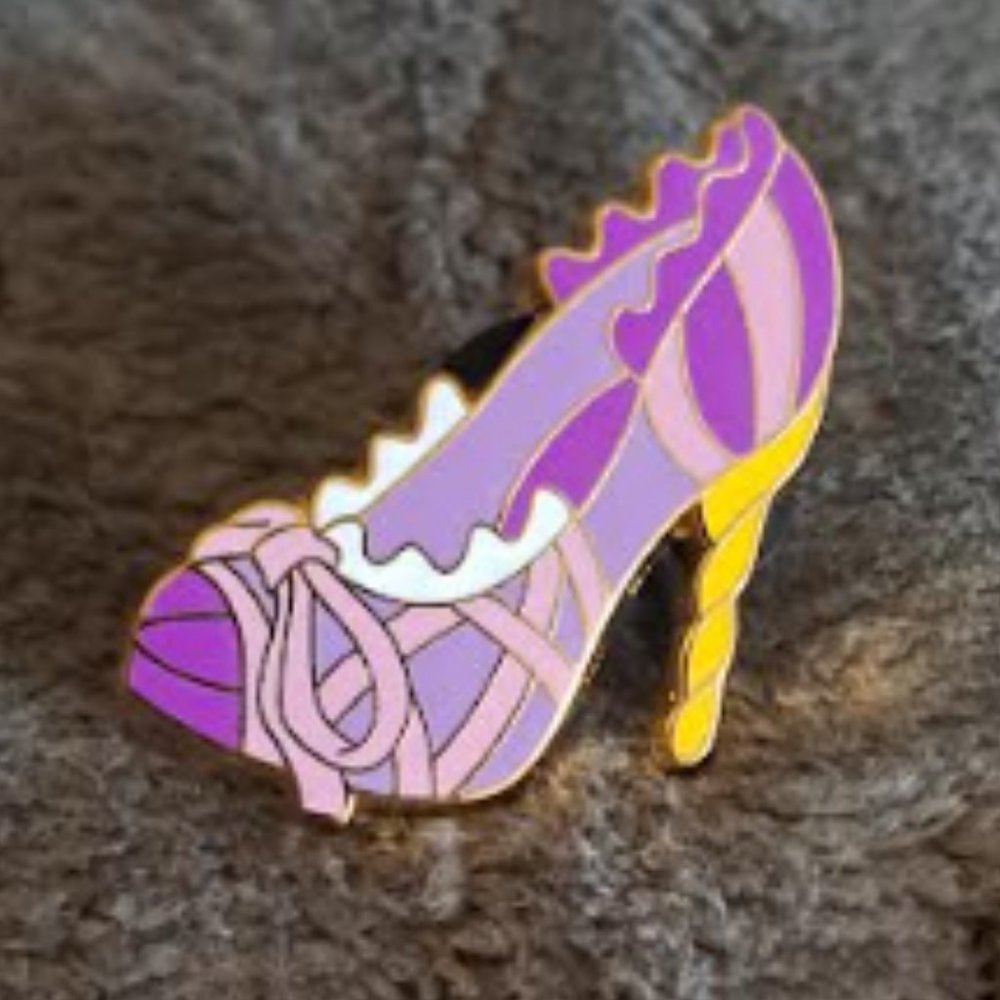 NWOB Disney Princess Rapunzel Tangled Shoe Pin